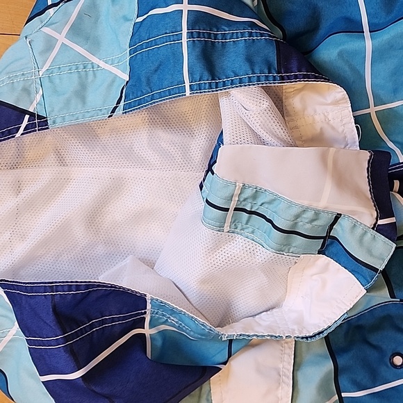 Old Navy Men's swim shorts size XL - Picture 5 of 7